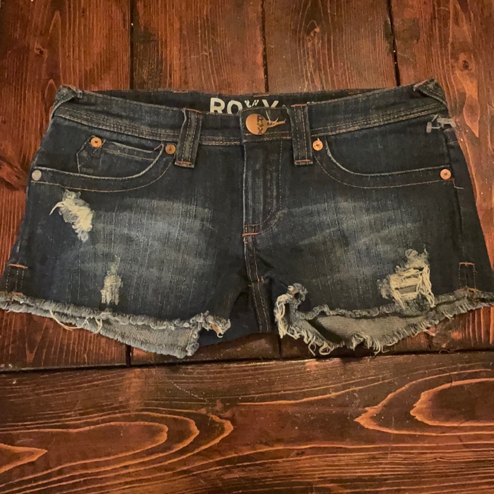 Roxy Jean shorts size 3 new